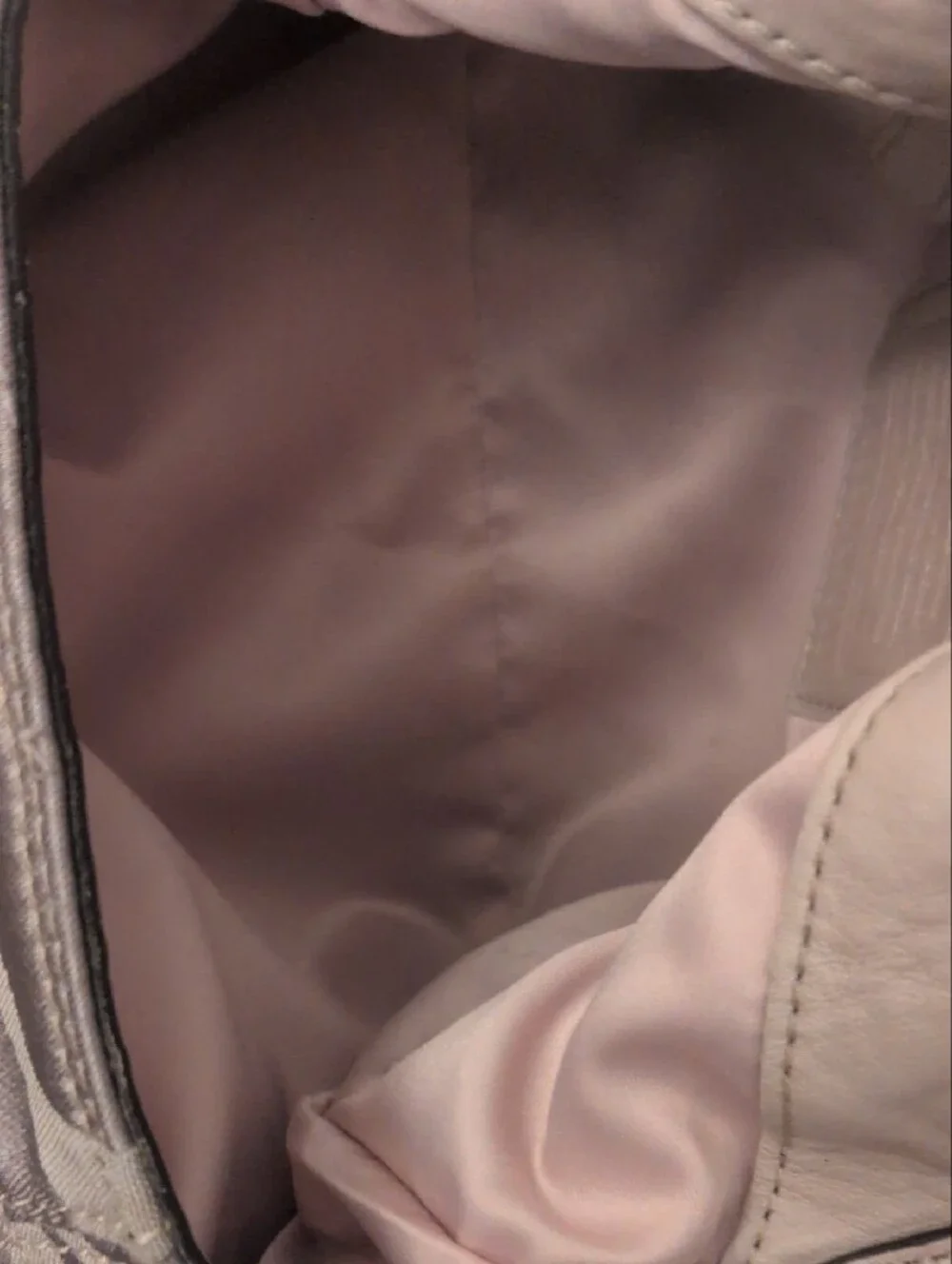 Coach shoulder hobo
